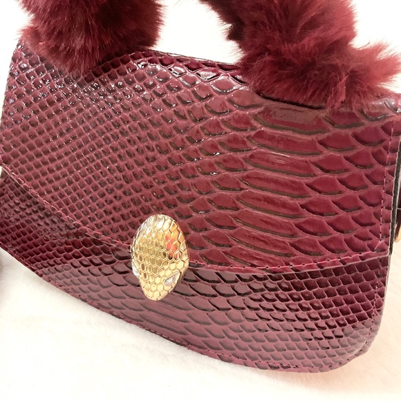 Wine Burgundy Faux Fur and Snakeskin Top Handle Handbag with shoulder strap - Picture 8 of 16